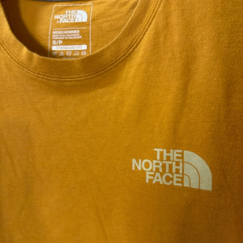 EUC‎ The North Face Orange/Tan Short Sleeve Tee Vibrant Crew Size S
